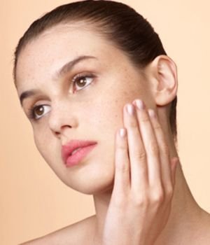 春季如何改善暗沉的皮肤?-面部维养-石家庄美