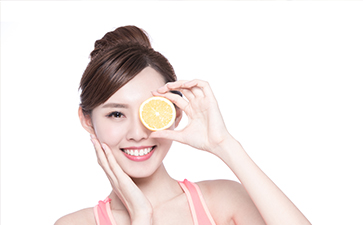 石家庄颧骨处的褐青色斑用什么方法可以去掉